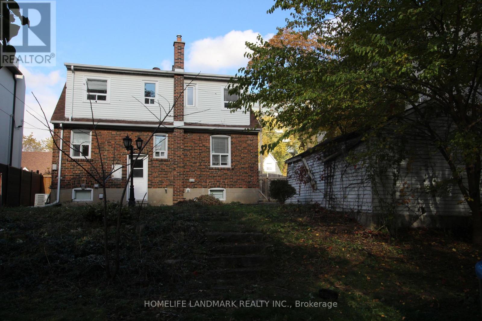 15 Craigmore Crescent, Toronto, ON - Outdoor