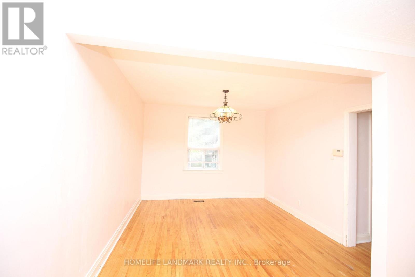 15 Craigmore Crescent, Toronto, ON - Indoor Photo Showing Other Room