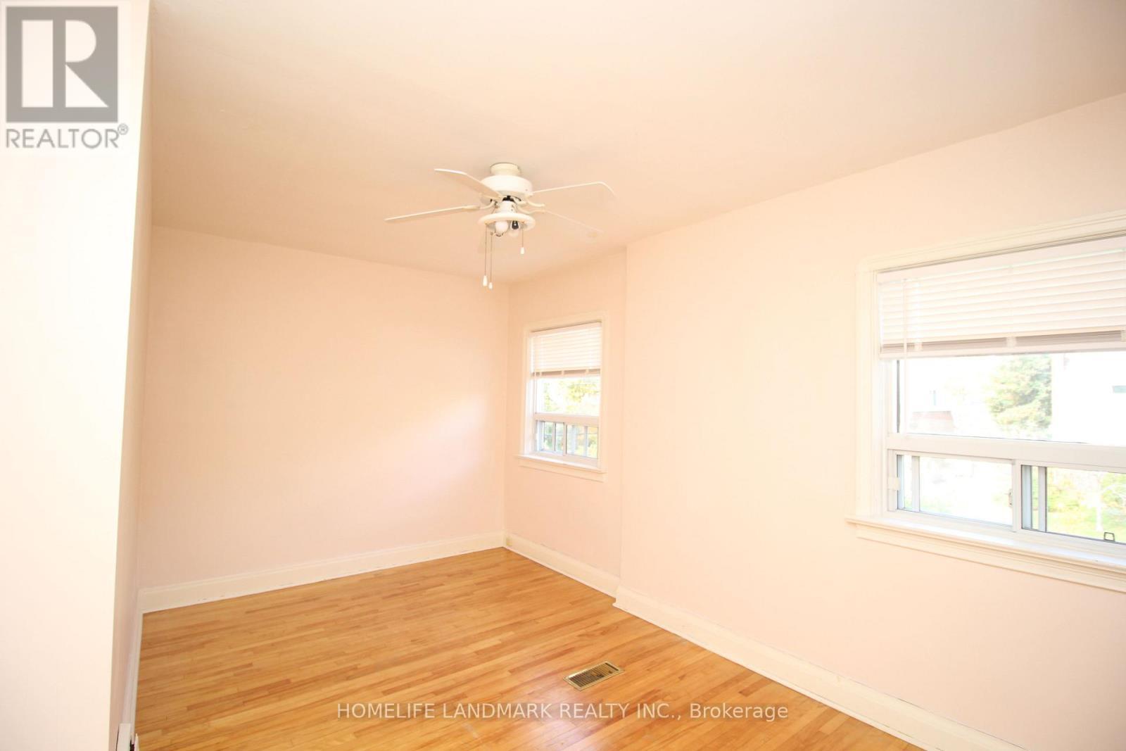 15 Craigmore Crescent, Toronto, ON - Indoor Photo Showing Other Room