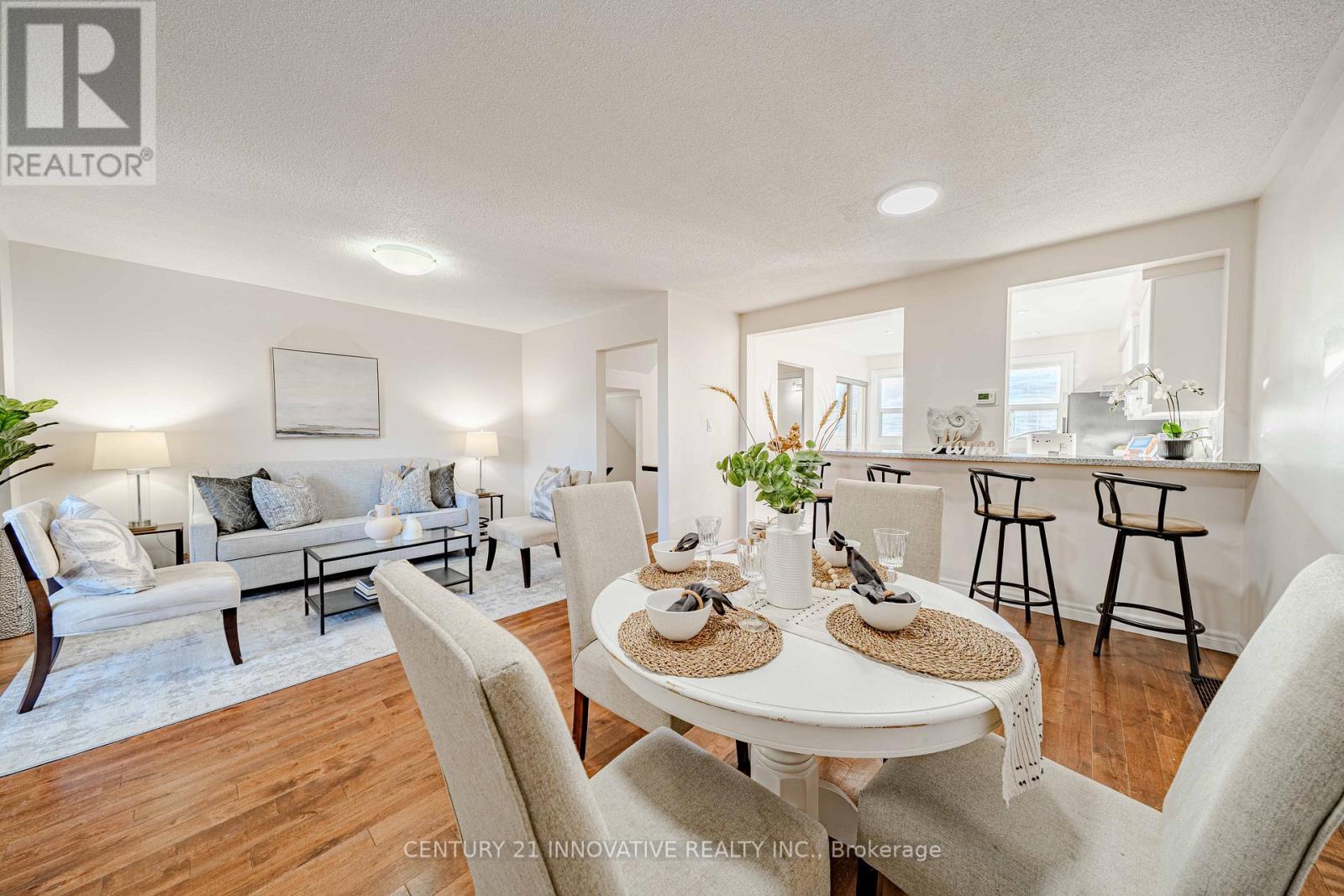 102 Trailridge Crescent, Toronto, ON - Indoor Photo Showing Other Room