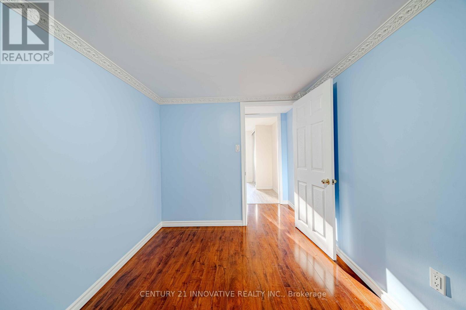102 Trailridge Crescent, Toronto, ON - Indoor Photo Showing Other Room