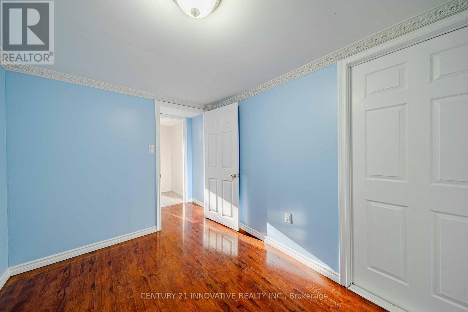 102 Trailridge Crescent, Toronto, ON - Indoor Photo Showing Other Room