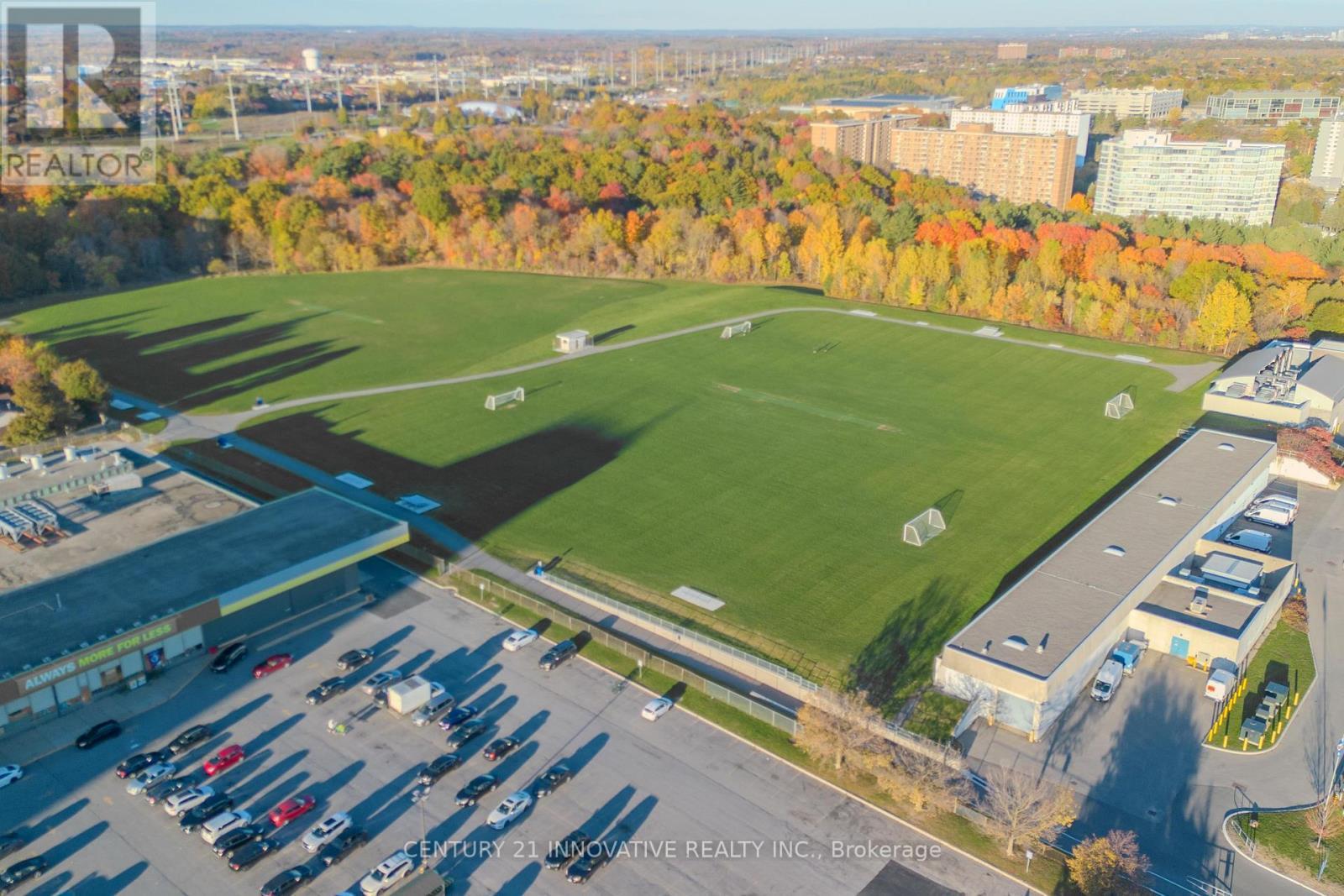102 Trailridge Crescent, Toronto, ON - Outdoor With View