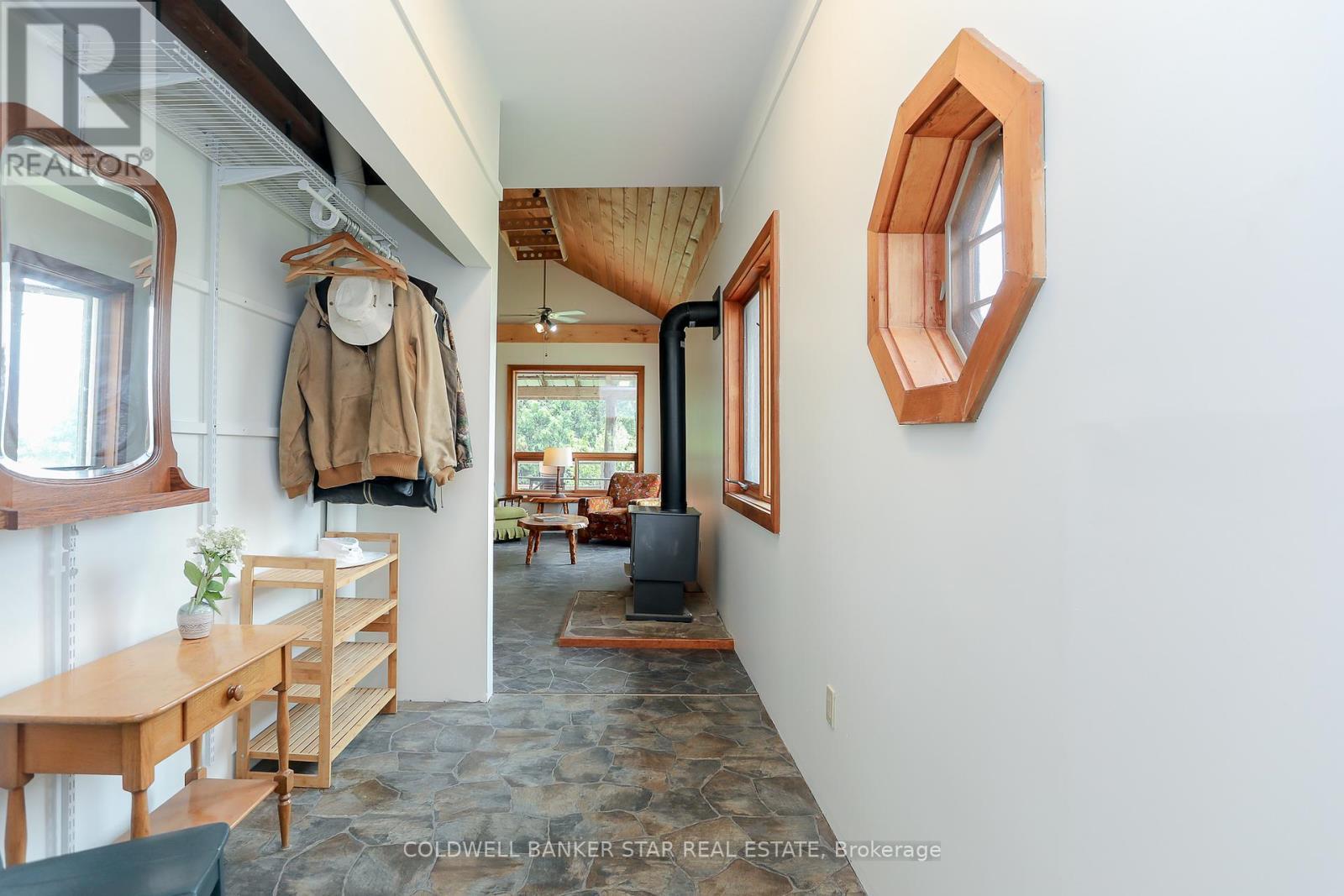 42431 Ron Mcneil Line, Central Elgin, ON - Indoor Photo Showing Other Room