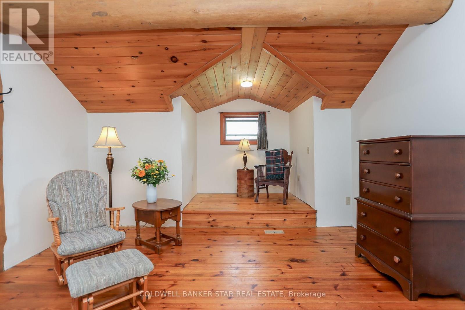 42431 Ron Mcneil Line, Central Elgin, ON - Indoor Photo Showing Other Room