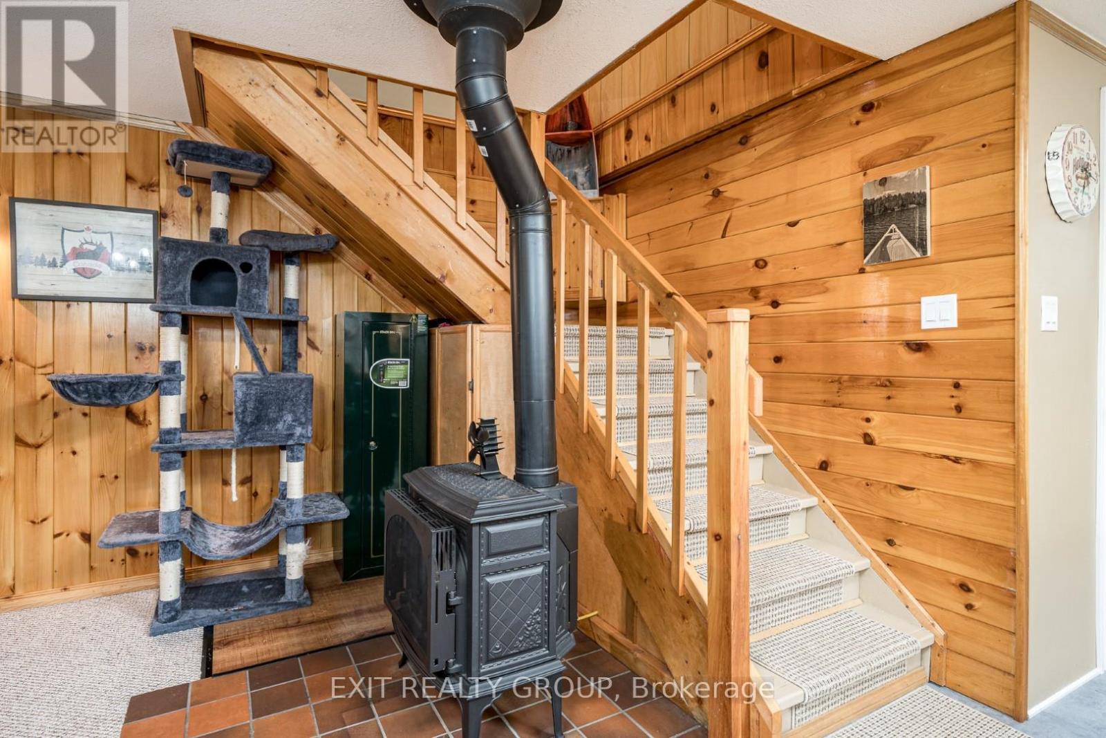 103 Camp Lane, Tweed (Hungerford (Twp)), ON - Indoor Photo Showing Other Room