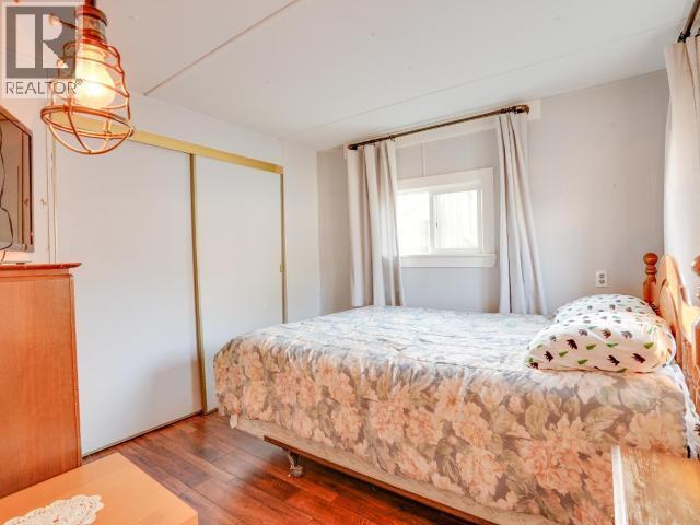 7-9298 Williams Rd, Powell River, BC - Indoor Photo Showing Bedroom