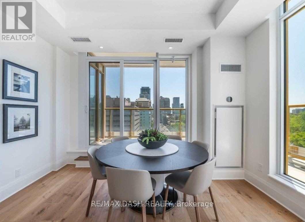 806 - 151 Avenue Road, Toronto, ON - Indoor Photo Showing Dining Room