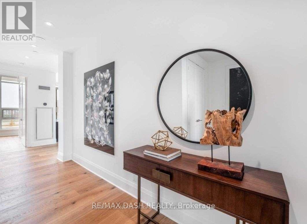 806 - 151 Avenue Road, Toronto, ON - Indoor Photo Showing Other Room