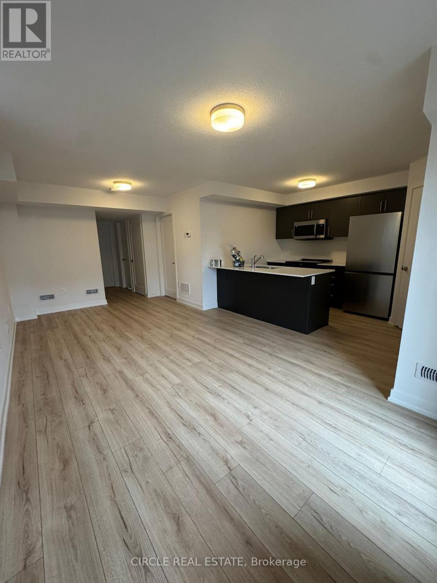 69 - 940 St David Street N, Centre Wellington, ON - Indoor Photo Showing Other Room