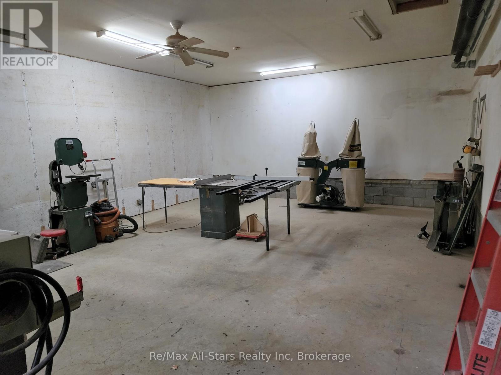 1028 Ronville Road, Lake Of Bays (Franklin), ON - Indoor