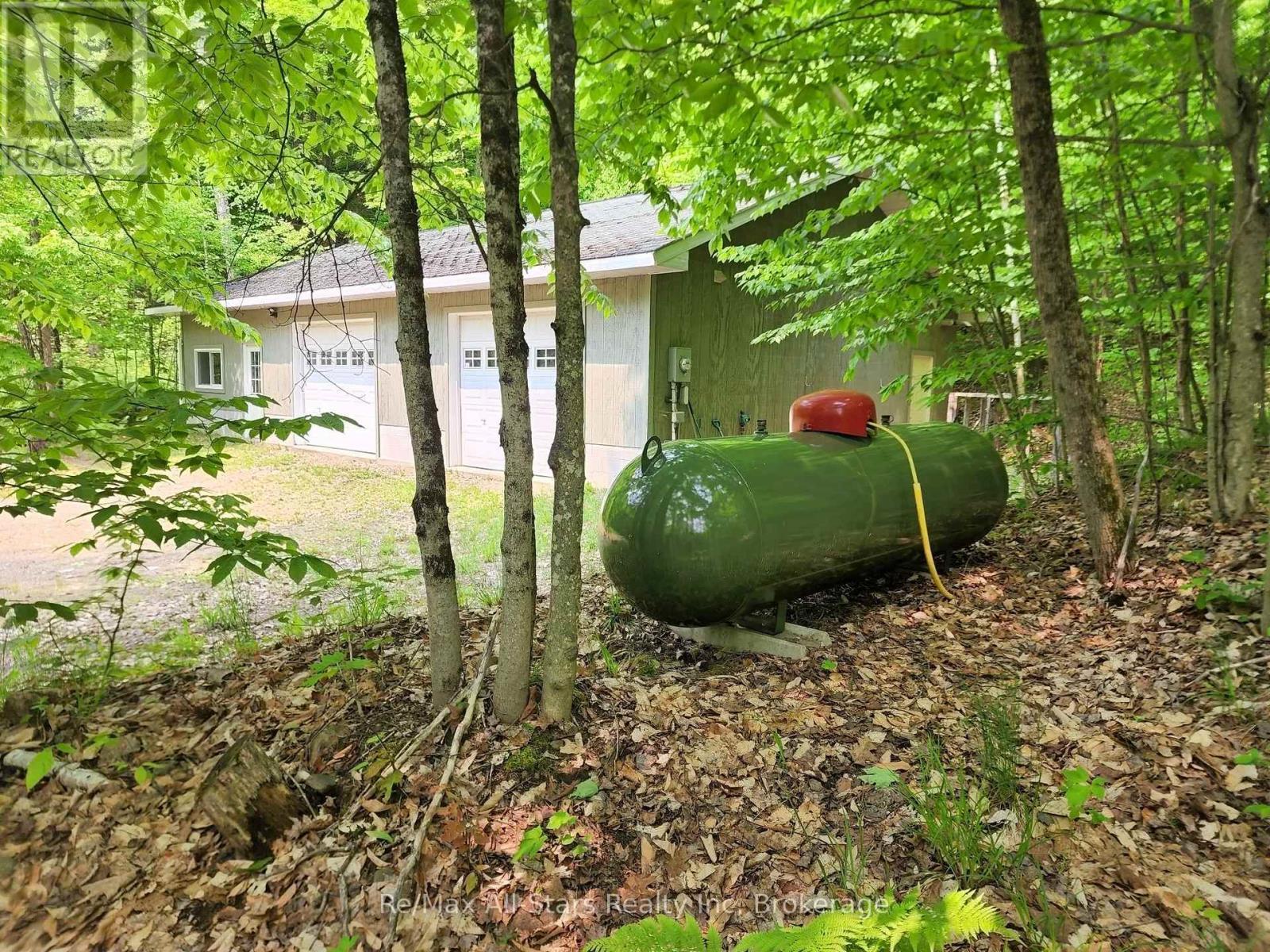 1028 Ronville Road, Lake Of Bays (Franklin), ON - Outdoor