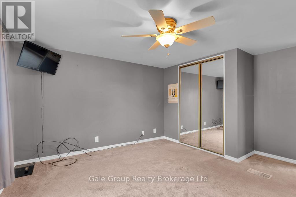 596101 Hwy 59 Tropicana #15 Crescent E, East Zorra-Tavistock (Hidden Valley), ON - Indoor Photo Showing Other Room