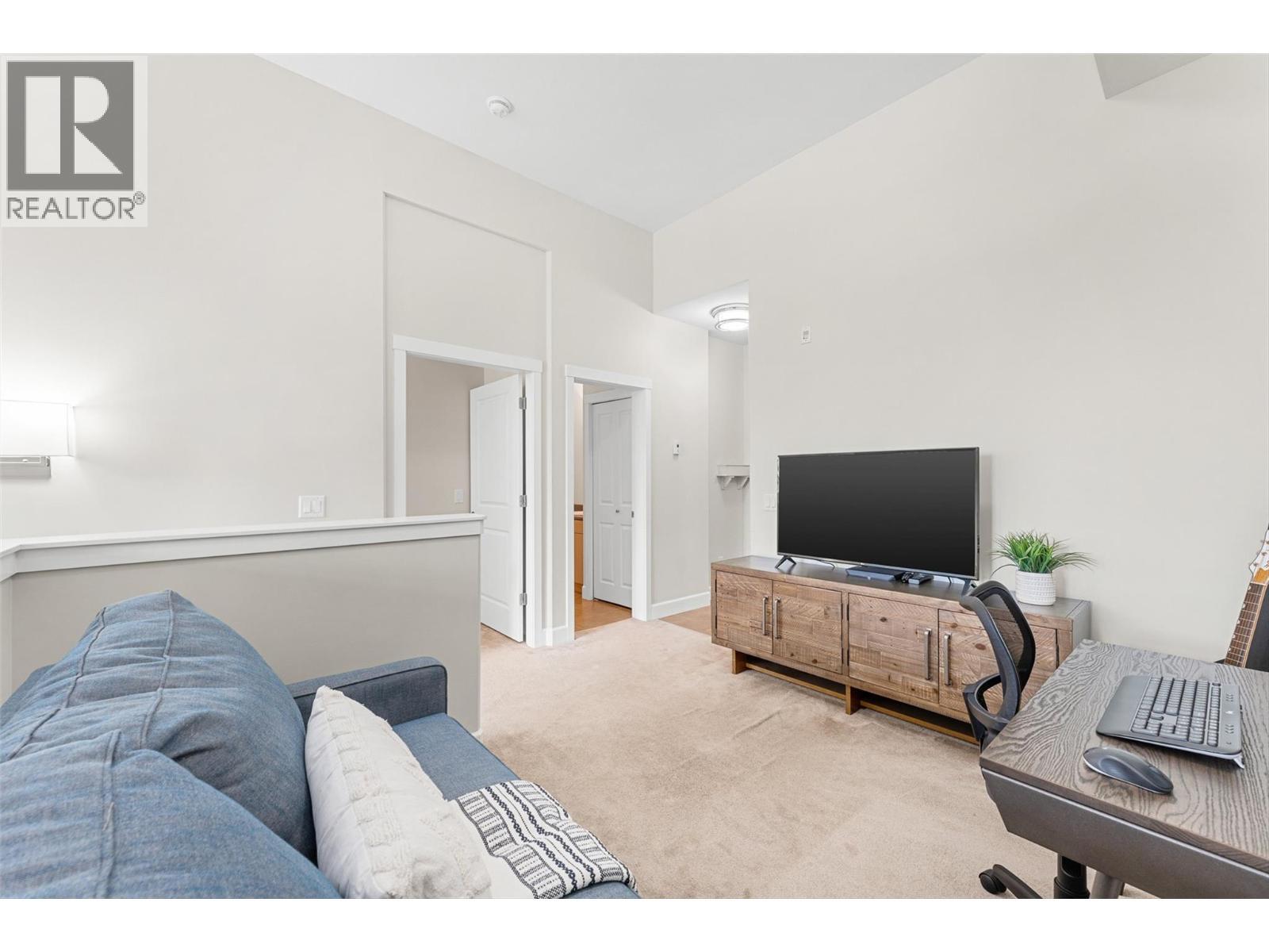 457 West Avenue Unit# 111, Kelowna, BC - Indoor Photo Showing Other Room