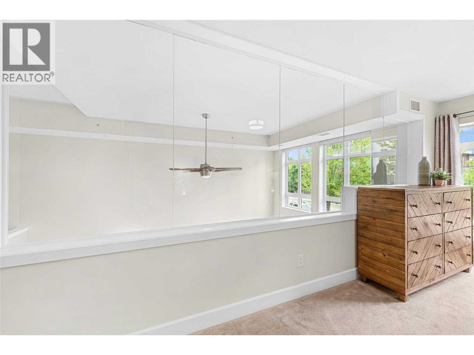 457 West Avenue Unit# 111, Kelowna, BC - Indoor