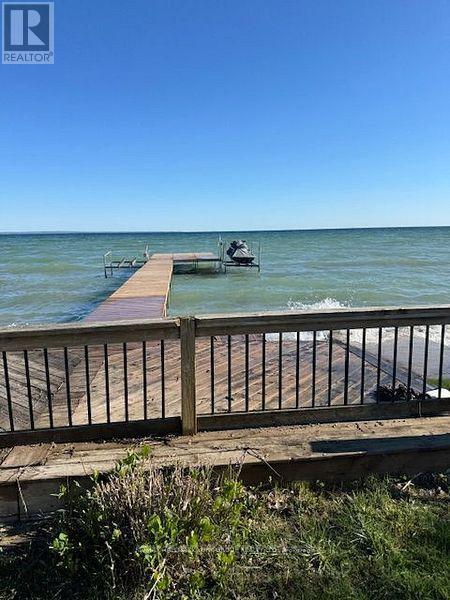 303 Lake Dr East Unit A Drive, Georgina, ON