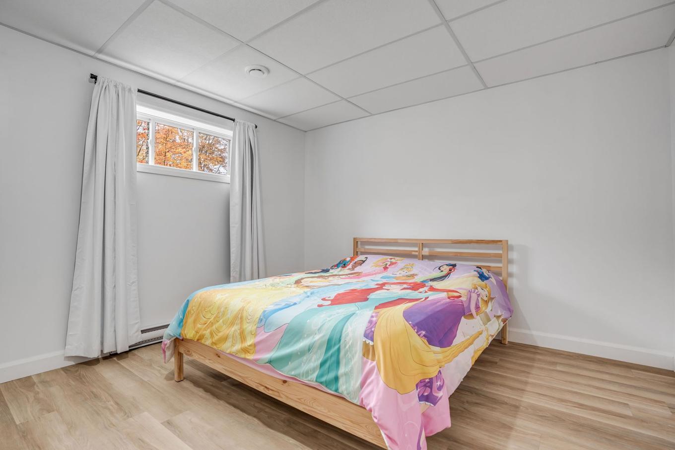 Bedroom - 3 Rue Des Tilleuls, Fossambault-Sur-Le-Lac, QC - Indoor Photo Showing Bedroom