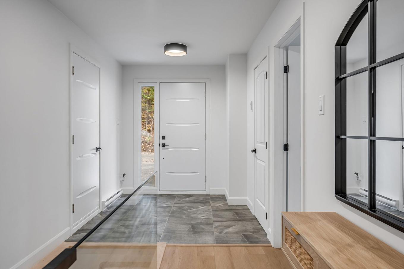 Hall - 3 Rue Des Tilleuls, Fossambault-Sur-Le-Lac, QC - Indoor Photo Showing Other Room