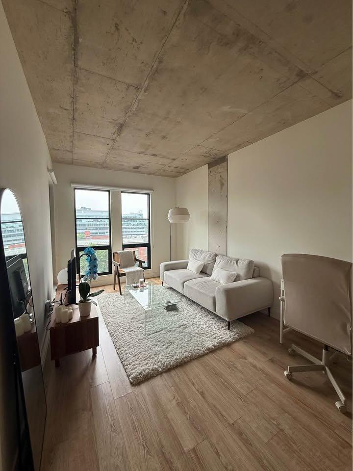 Living room - 916-650 Rue Wellington, Montréal (Ville-Marie), QC - Indoor