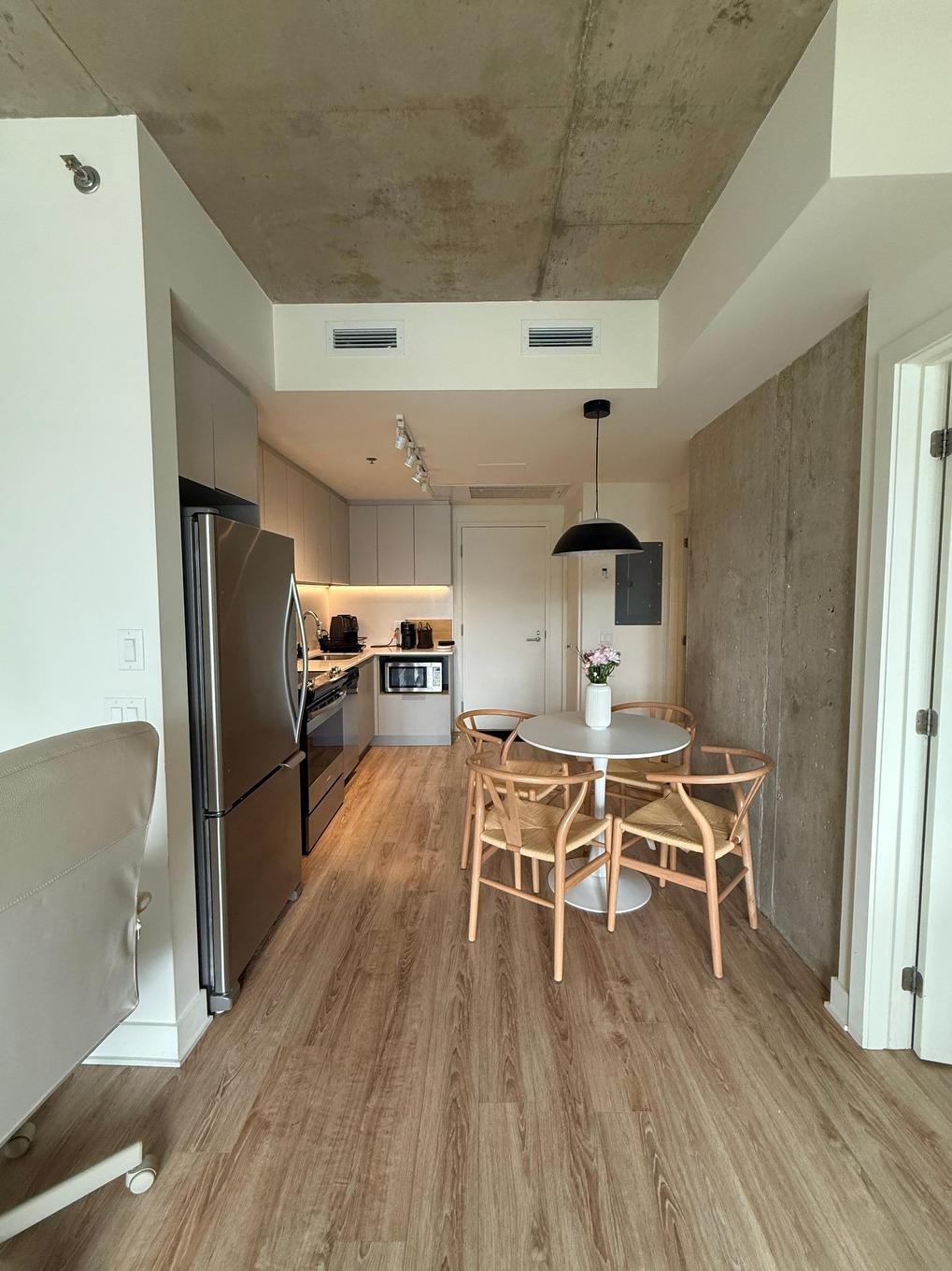 Dining room - 916-650 Rue Wellington, Montréal (Ville-Marie), QC - Indoor