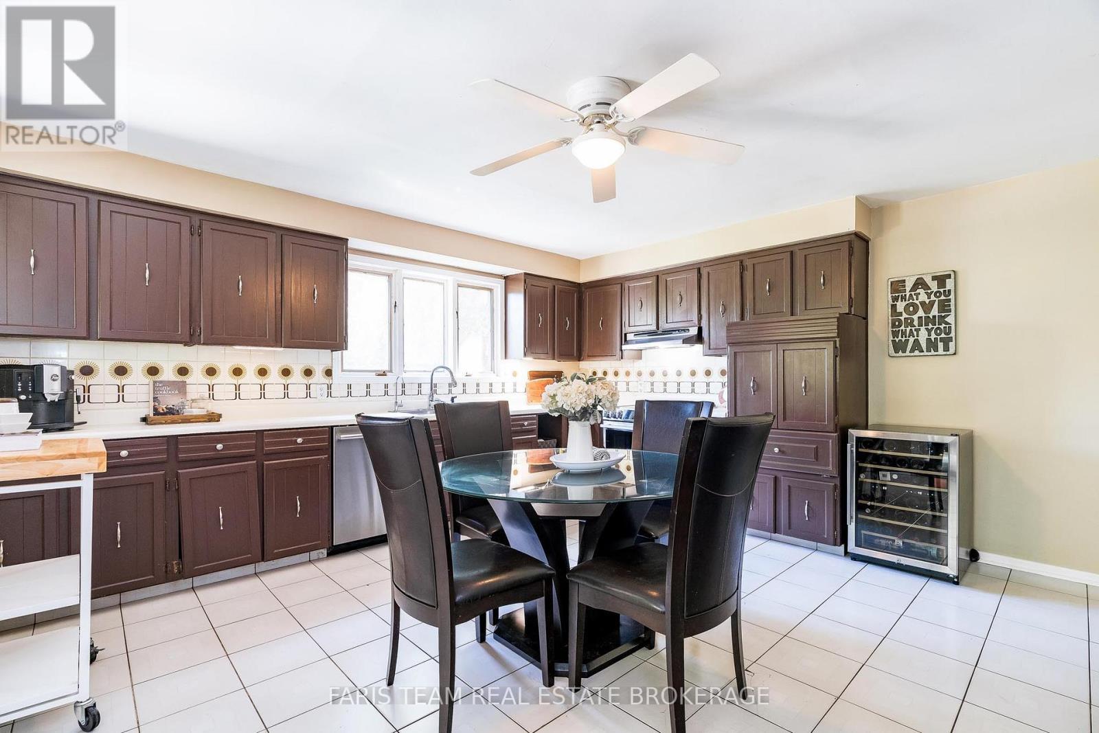 175 South Summit Farm Road, King, ON - Indoor