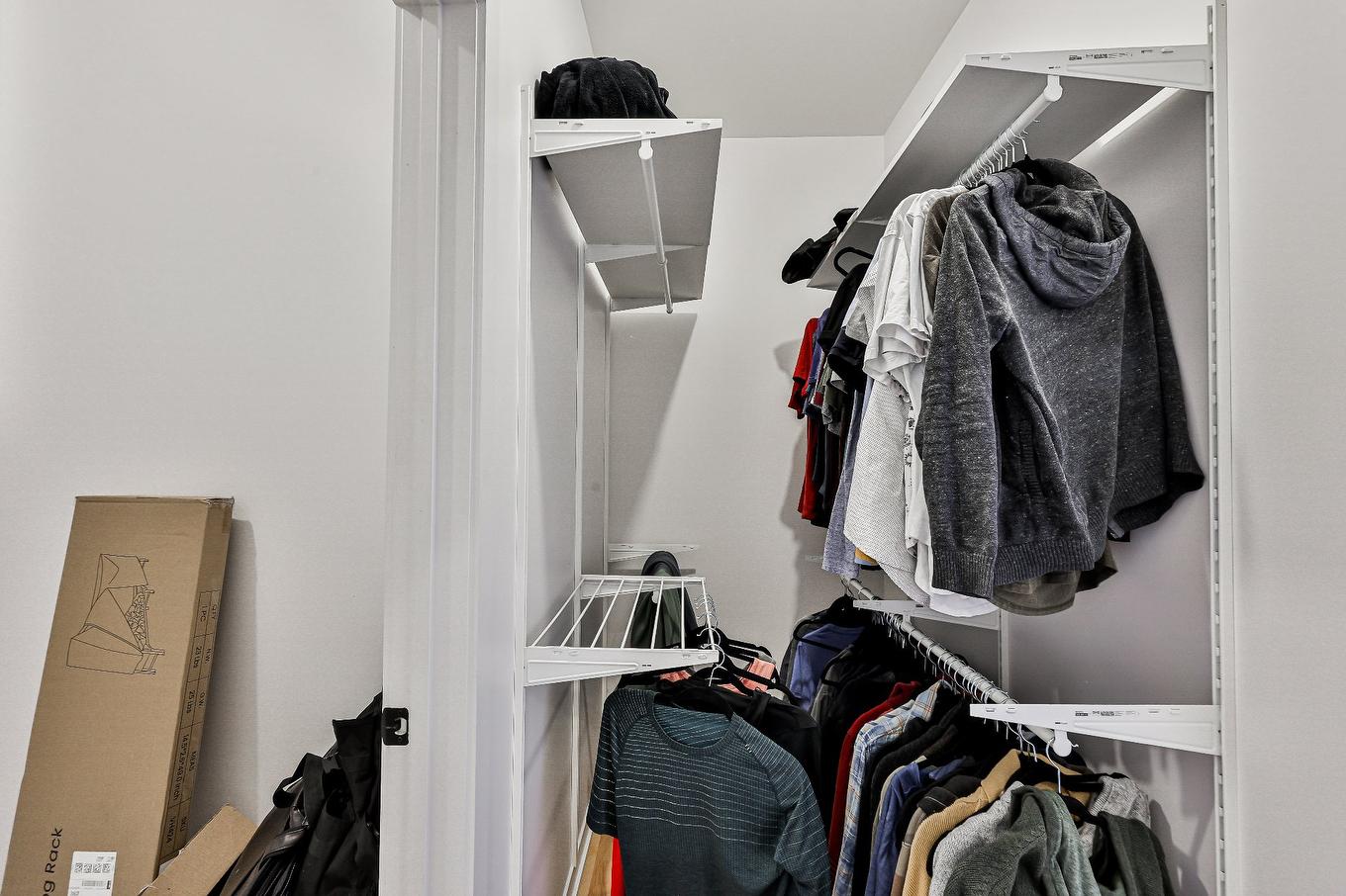Walk-in closet - 34 Rue Clarence, Saint-Lin/Laurentides, QC - Indoor With Storage