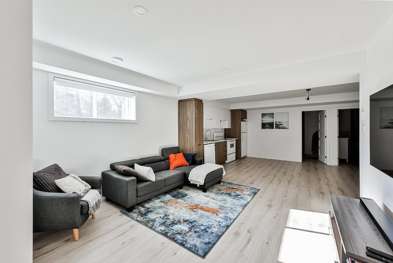 Family room - 34 Rue Clarence, Saint-Lin/Laurentides, QC - Indoor Photo Showing Living Room