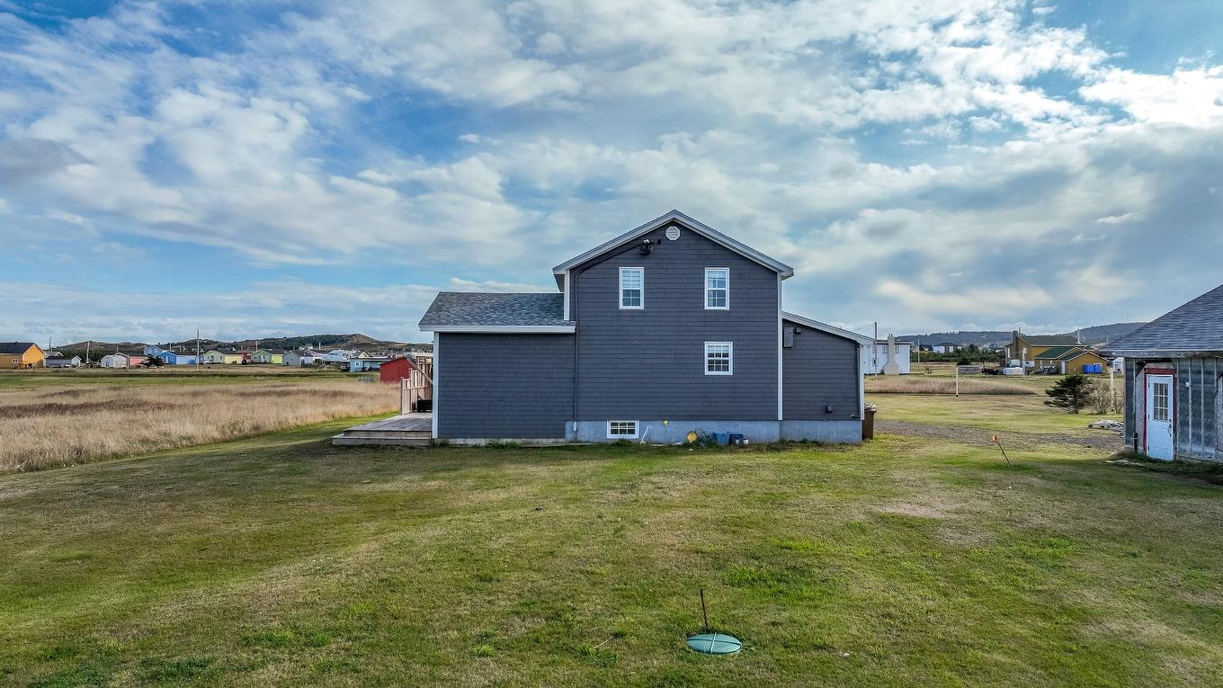 Back facade - 30 Ch. Armand-Décoste, Les Îles-De-La-Madeleine, QC - Outdoor