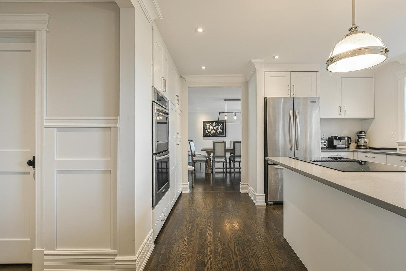 Vue d'ensemble - 135 Ch. Fournel, Sainte-Anne-Des-Lacs, QC - Indoor Photo Showing Kitchen