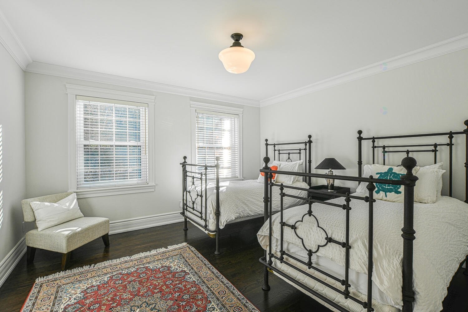 Chambre à coucher - 135 Ch. Fournel, Sainte-Anne-Des-Lacs, QC - Indoor Photo Showing Bedroom