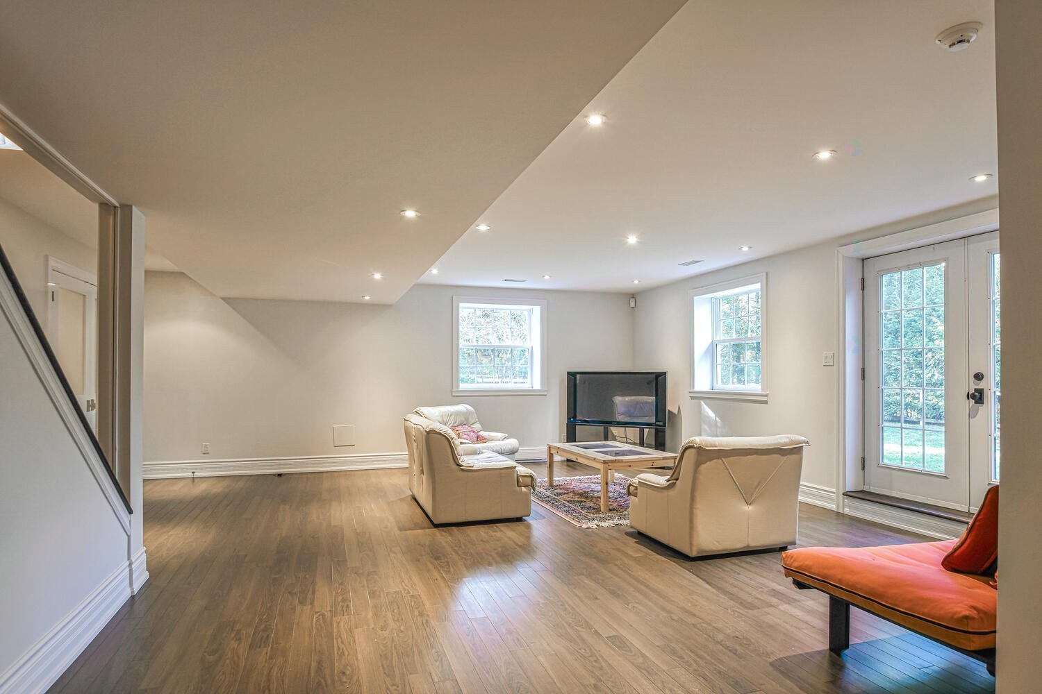 Salle familiale - 135 Ch. Fournel, Sainte-Anne-Des-Lacs, QC - Indoor