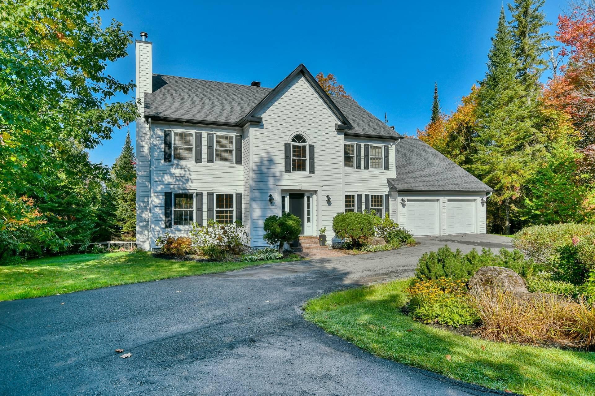 Façade - 135 Ch. Fournel, Sainte-Anne-Des-Lacs, QC - Outdoor With Facade