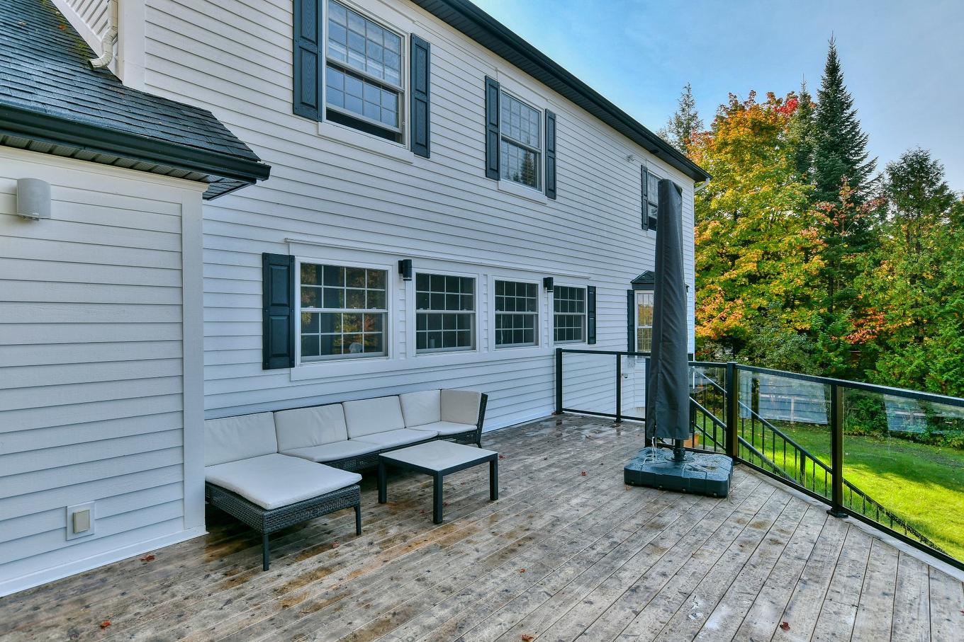 Face arrière - 135 Ch. Fournel, Sainte-Anne-Des-Lacs, QC - Outdoor With Exterior