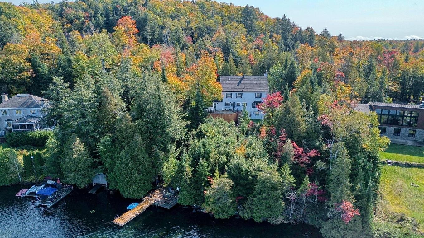 Photo aérienne - 135 Ch. Fournel, Sainte-Anne-Des-Lacs, QC - Outdoor With View