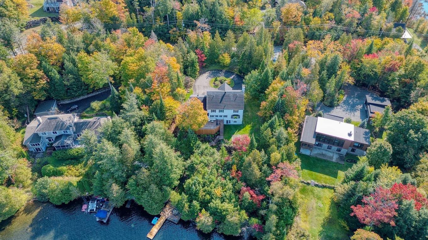 Photo aérienne - 135 Ch. Fournel, Sainte-Anne-Des-Lacs, QC - Outdoor With View