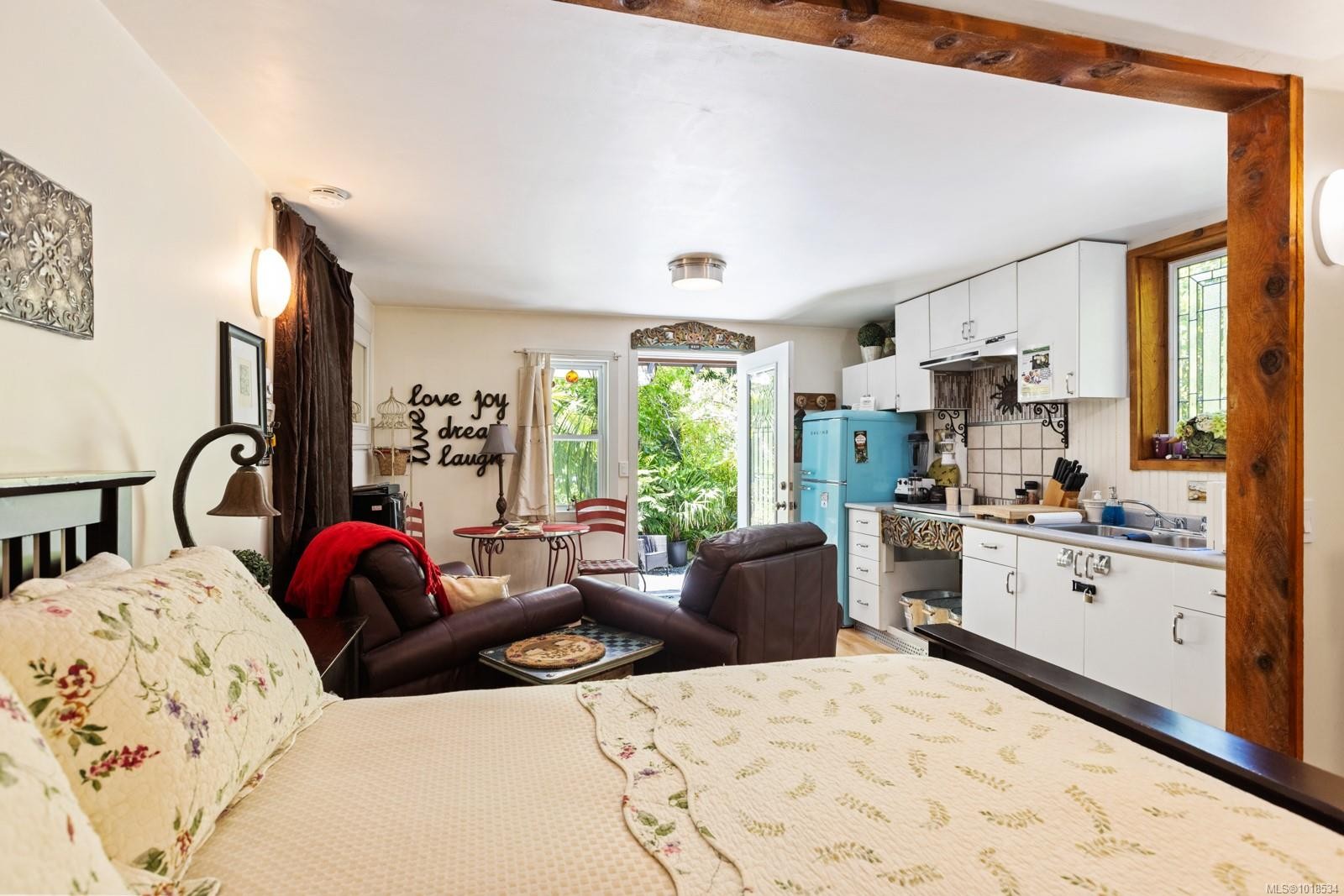 2470 North End Rd, Salt Spring, BC