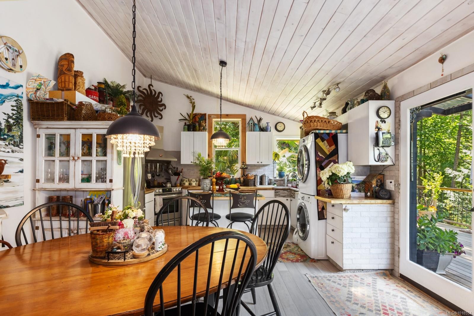 2470 North End Rd, Salt Spring, BC