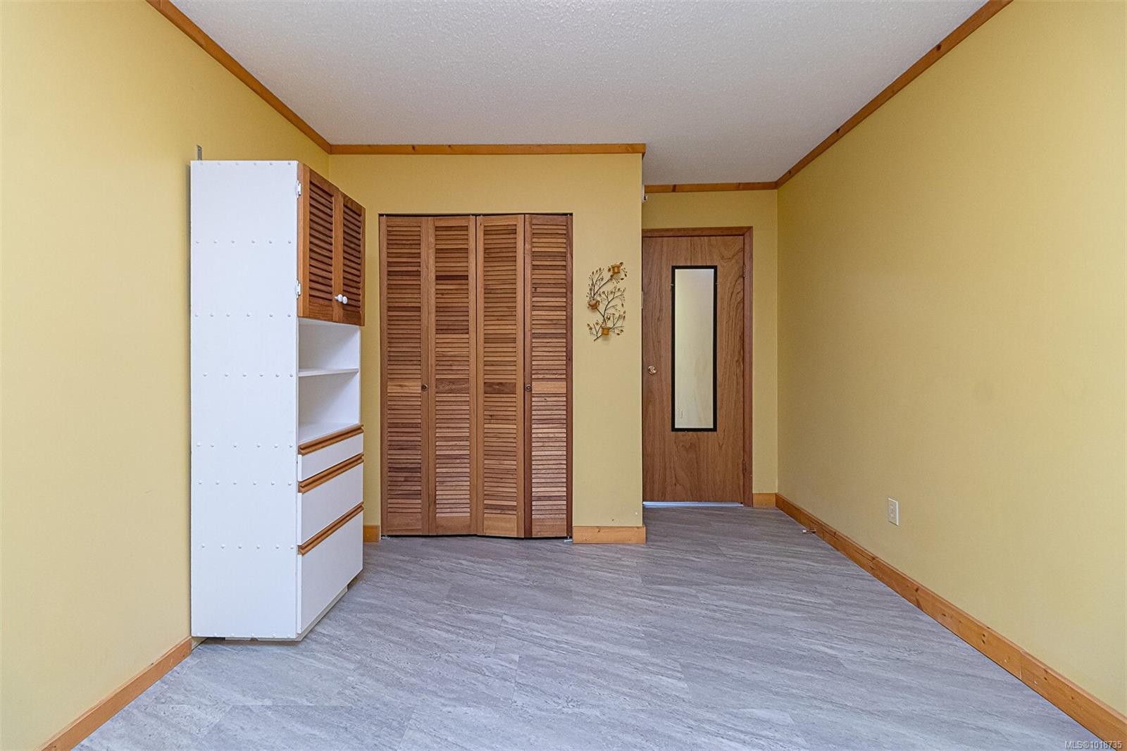 2298 Munn Rd, Highlands, BC