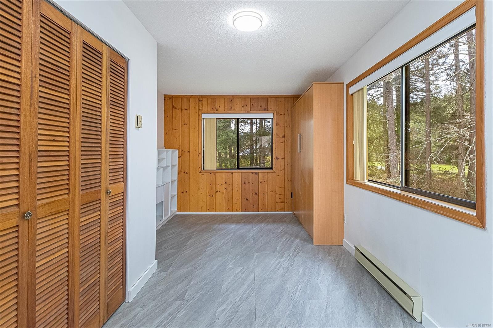 2298 Munn Rd, Highlands, BC