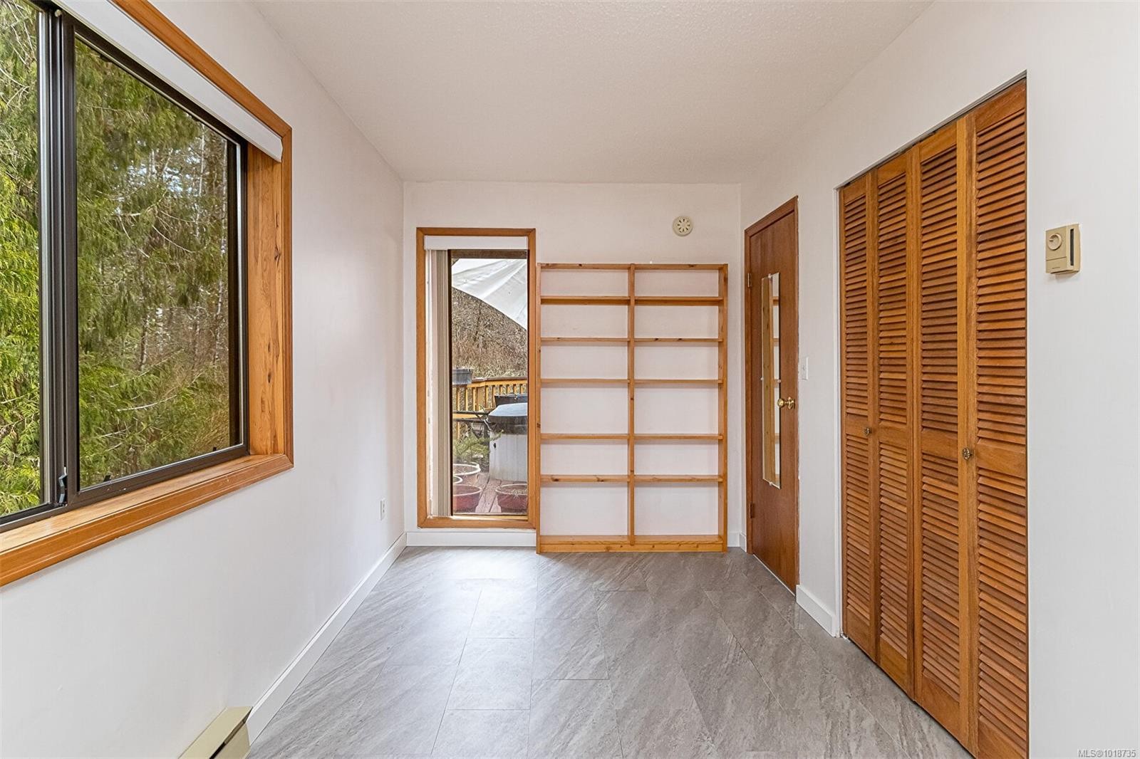 2298 Munn Rd, Highlands, BC