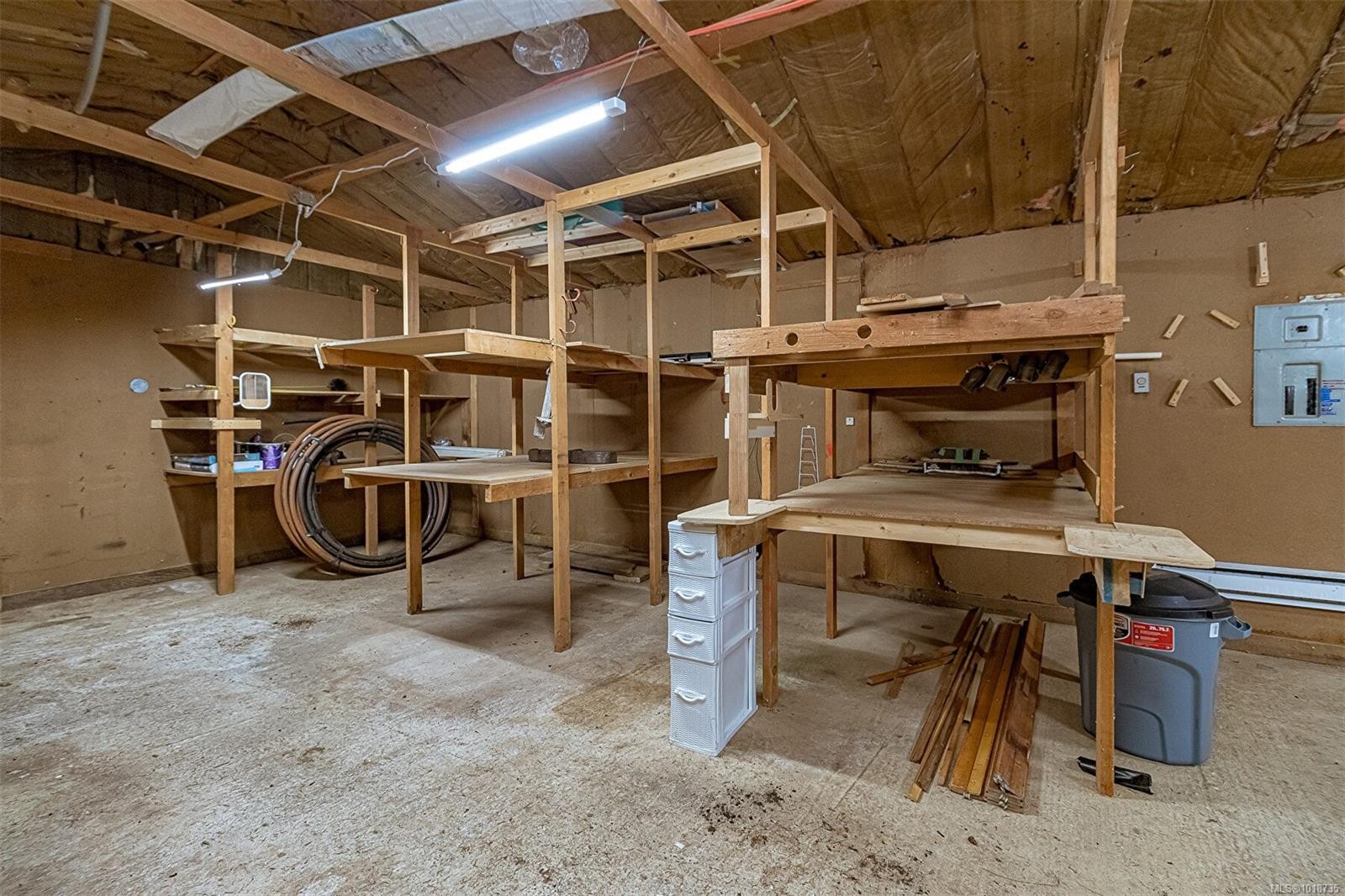 2298 Munn Rd, Highlands, BC