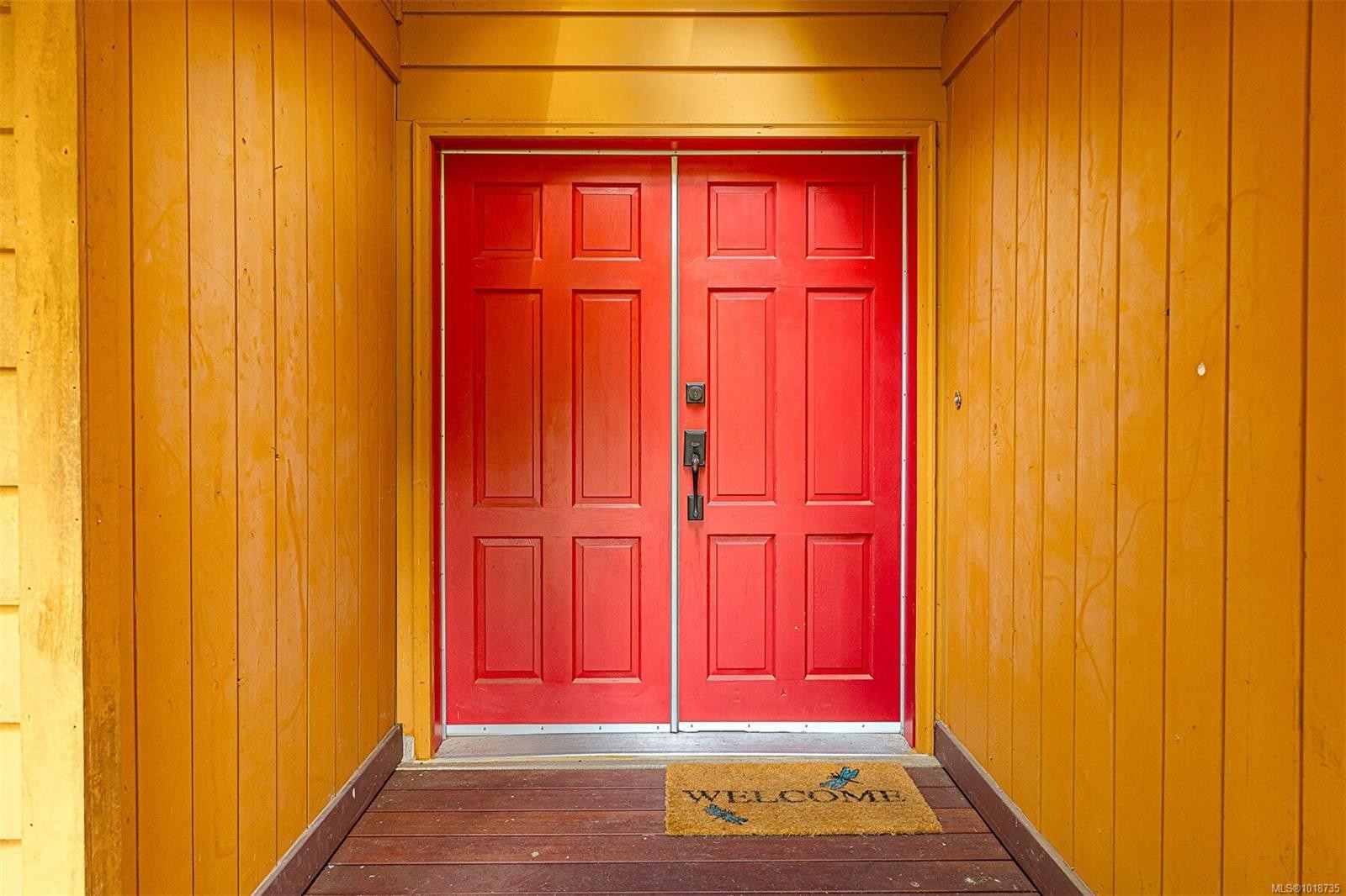 2298 Munn Rd, Highlands, BC