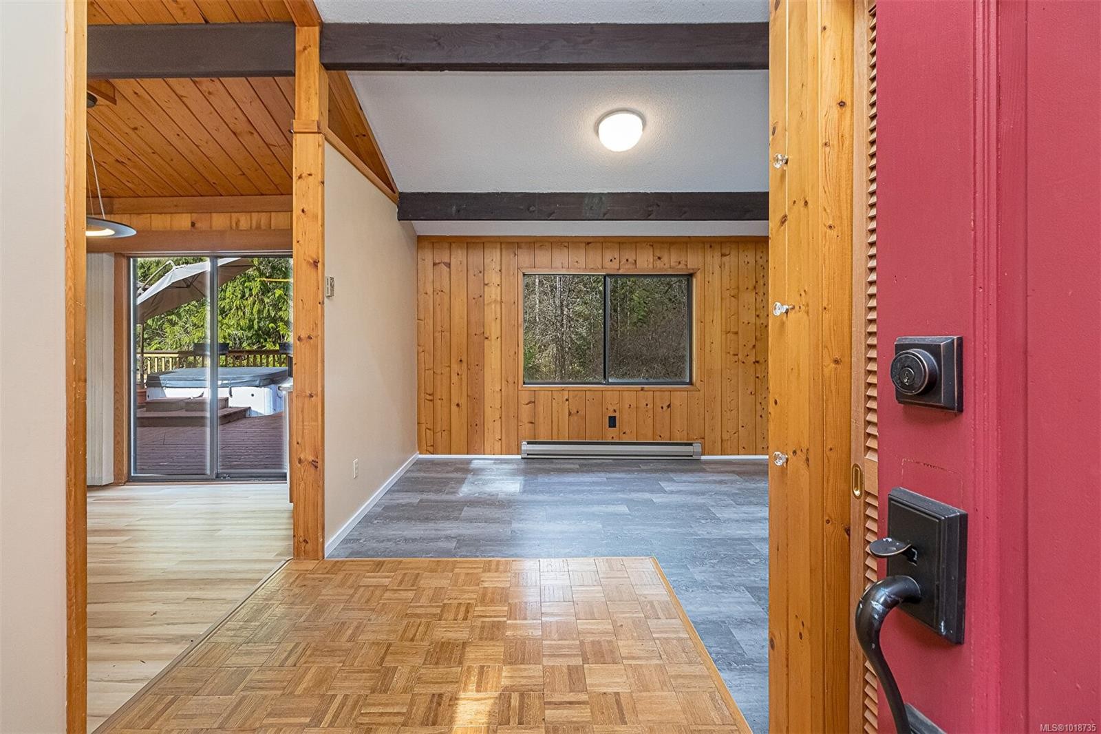 2298 Munn Rd, Highlands, BC