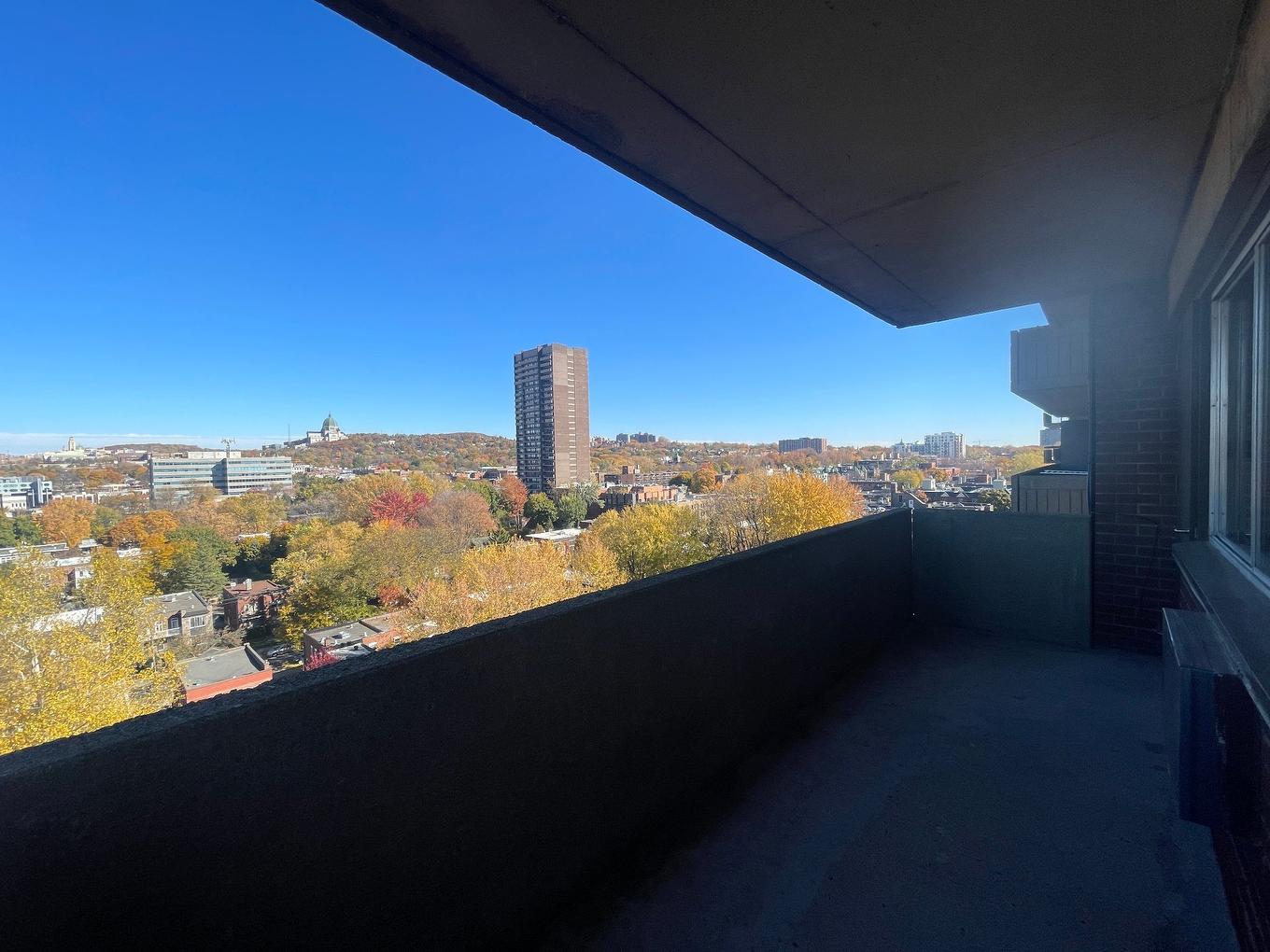 Balcon - 1602-5150 Av. Macdonald, Côte-Saint-Luc, QC - Outdoor With View