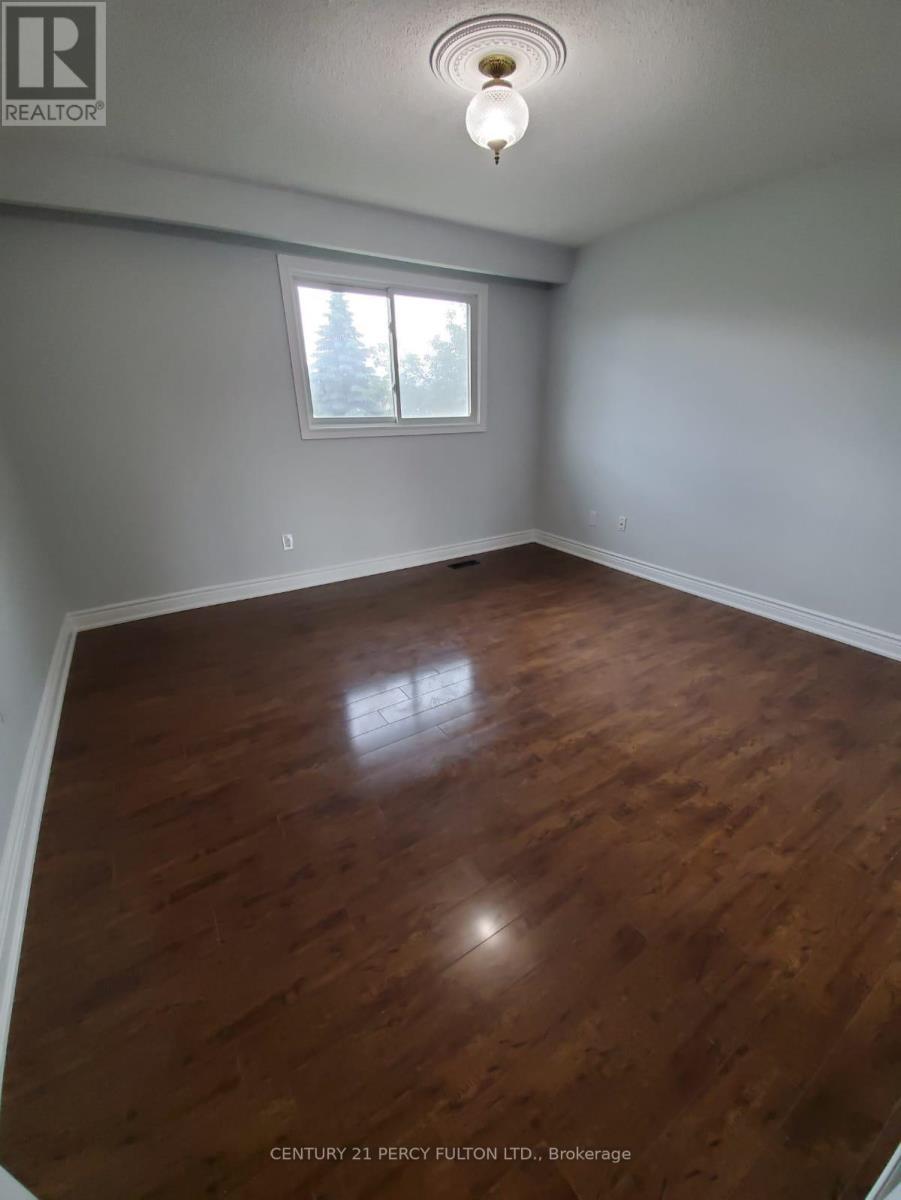 Main - 101 Simmons Boulevard, Brampton, ON - Indoor Photo Showing Other Room