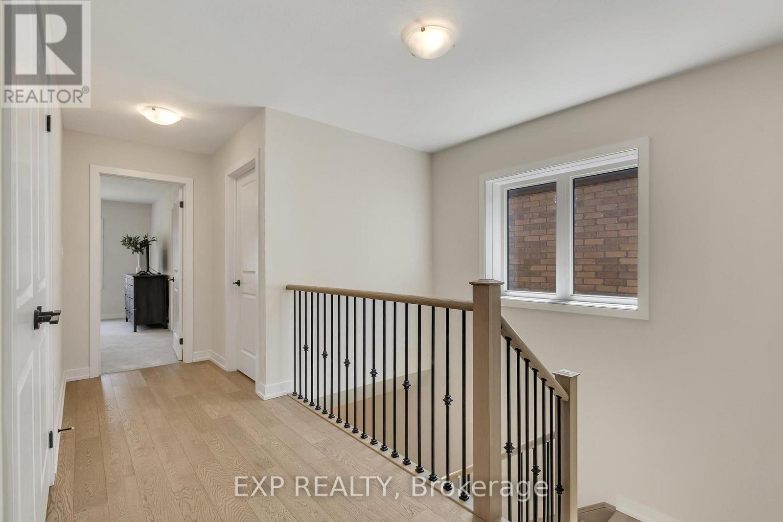 6 Sundin Drive, Haldimand, ON - Indoor Photo Showing Other Room