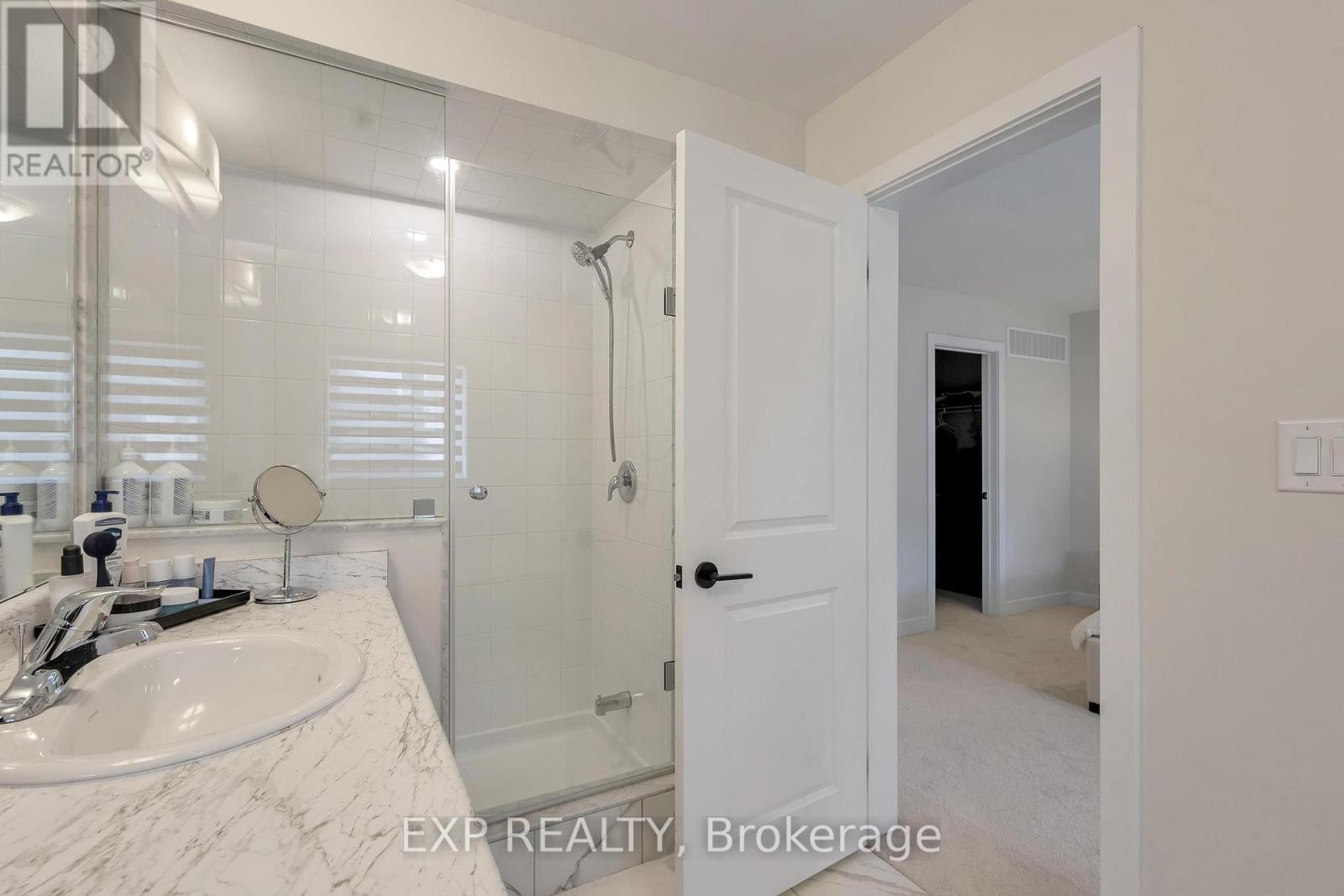 6 Sundin Drive, Haldimand, ON - Indoor Photo Showing Bathroom