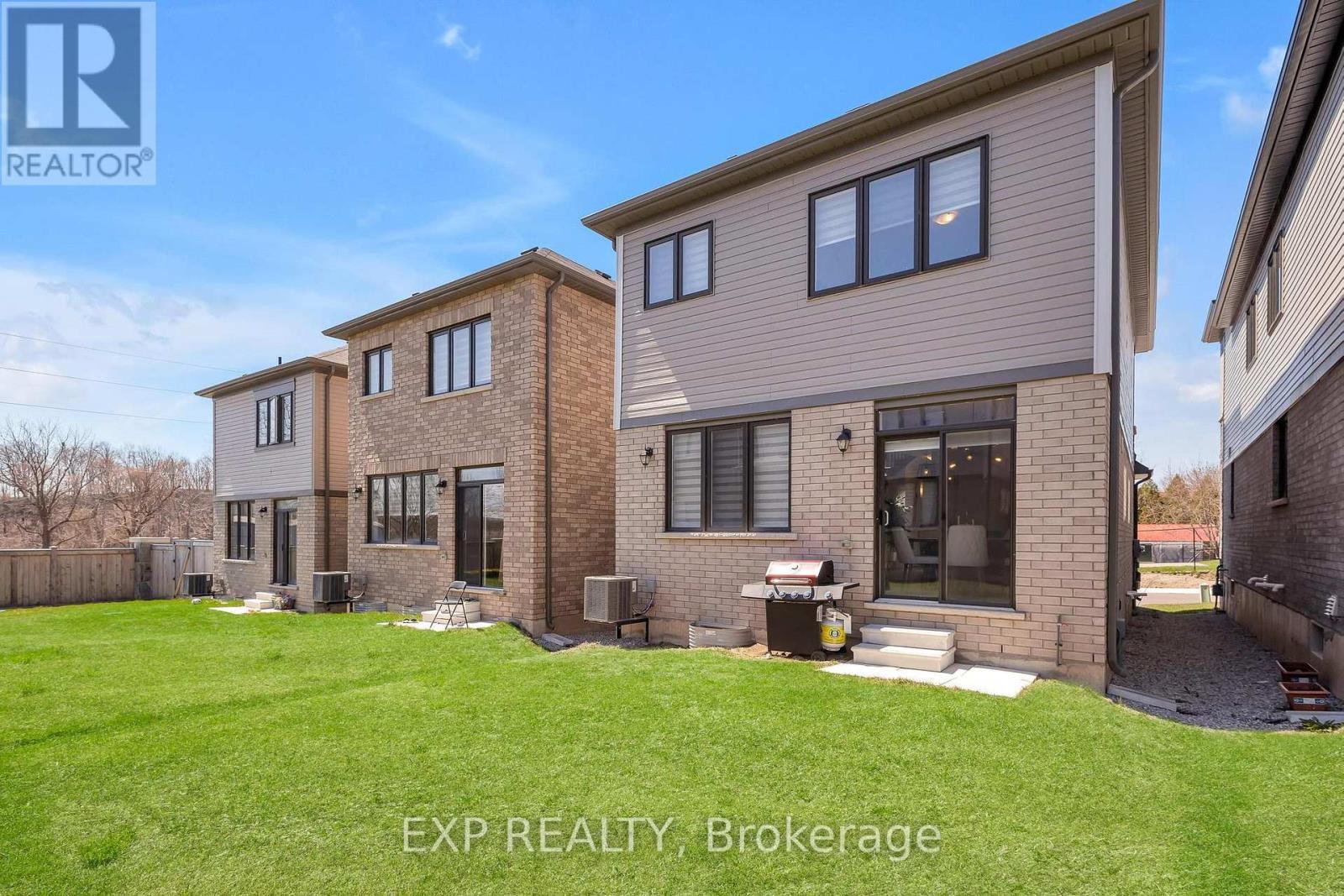 6 Sundin Drive, Haldimand, ON - Outdoor With Exterior