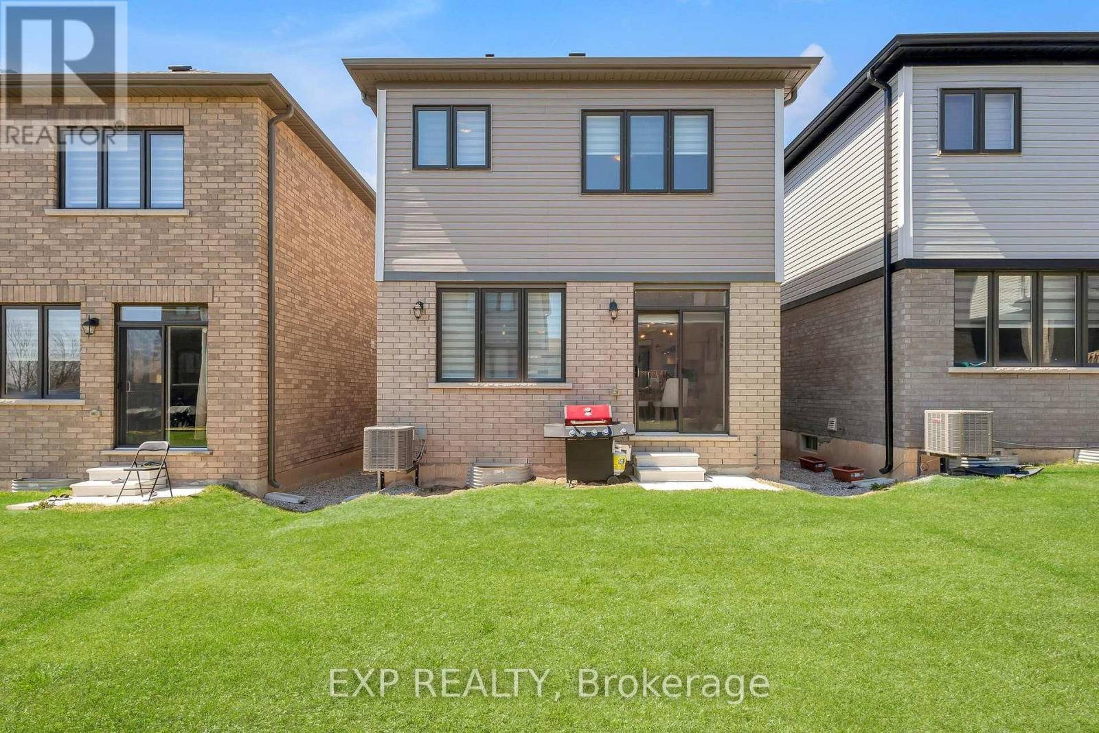 6 Sundin Drive, Haldimand, ON - Outdoor With Exterior