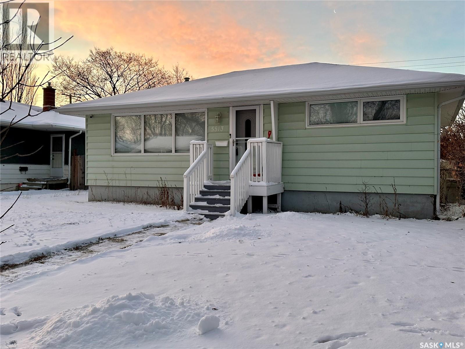 5513 4Th Avenue, Regina, SK - Outdoor